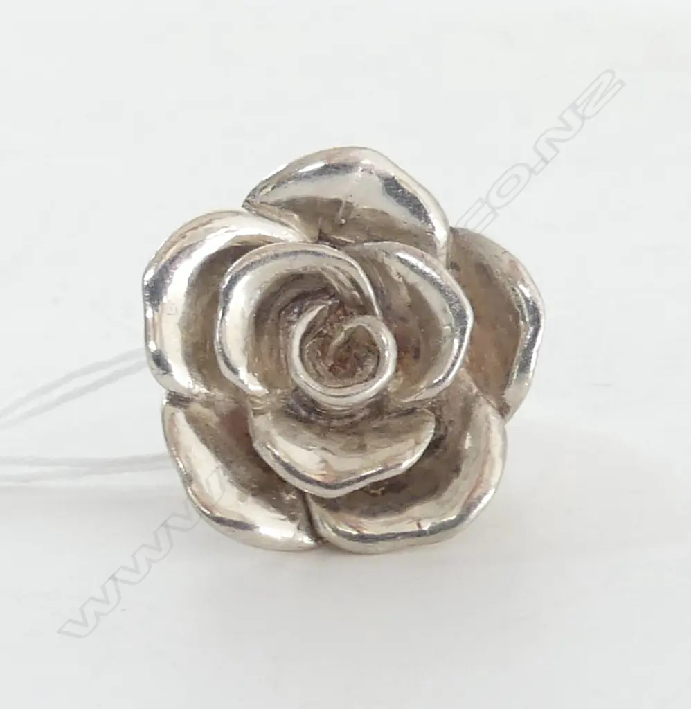 S/SILVER ROSE FLOWER RING 20GM Image 1++