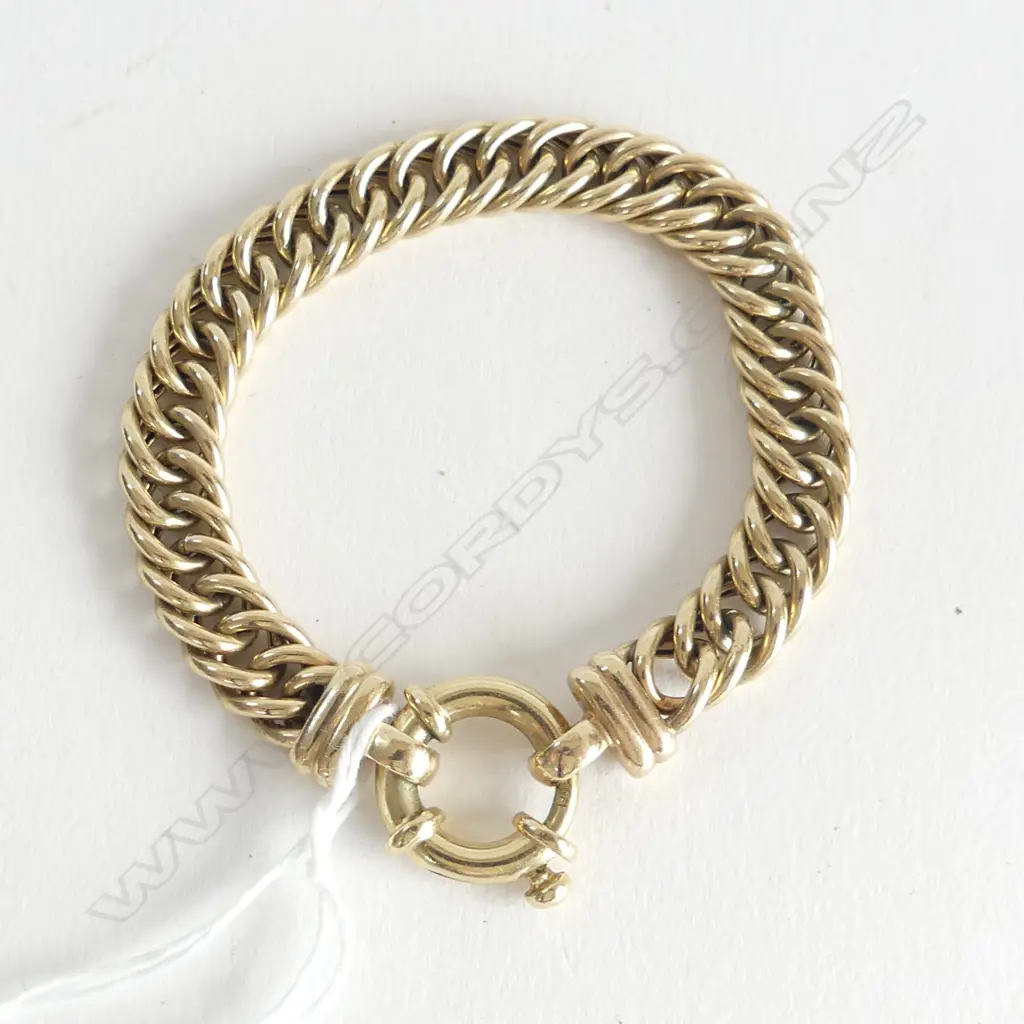 9ct YELLOW GOLD DOUBLE CURB LINK BRACELET w lge sprung ring clasp 21gms Image 1++