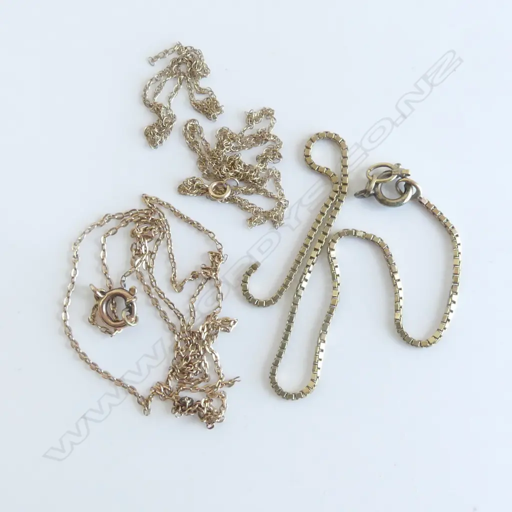 ASST. SCRAP GOLD CHAINS 4.8gms Image 1++
