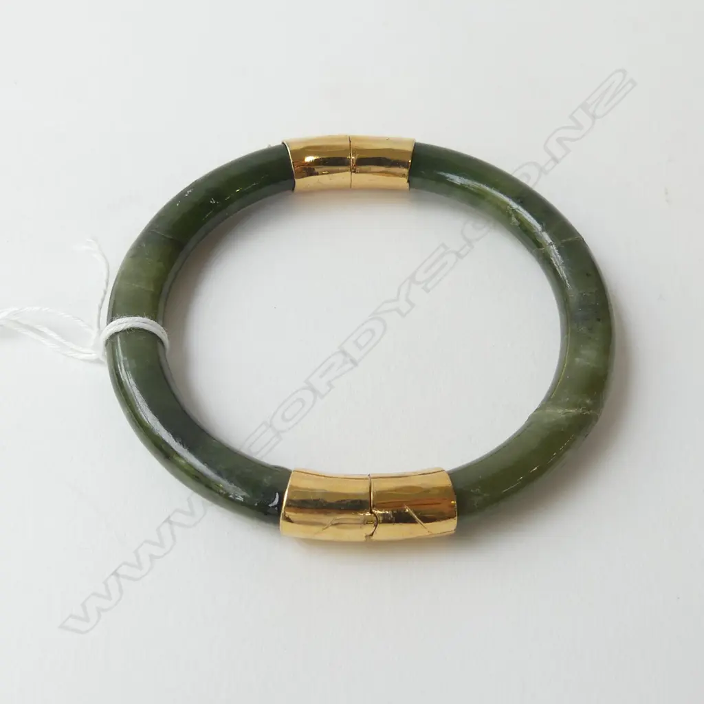 ORIENTAL JADE & GILT HINGED BANGLE broken & repaired Image 1++