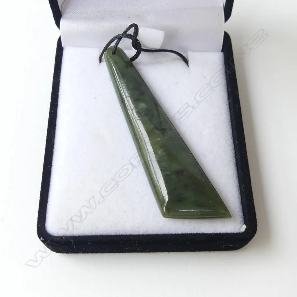 POUNAMU PENDANT NECKLACE, L.70mm, NEW Image 1++