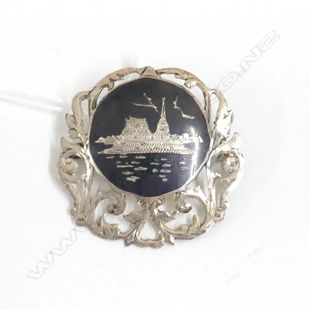 SILVER SIAMESE BROOCH Image 1++