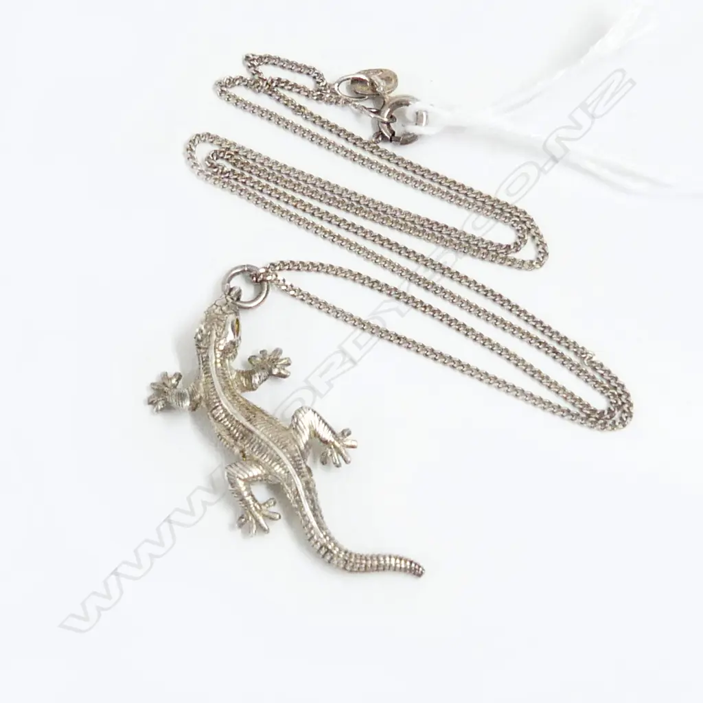 SILVER LIZARD PENDANT Image 1++