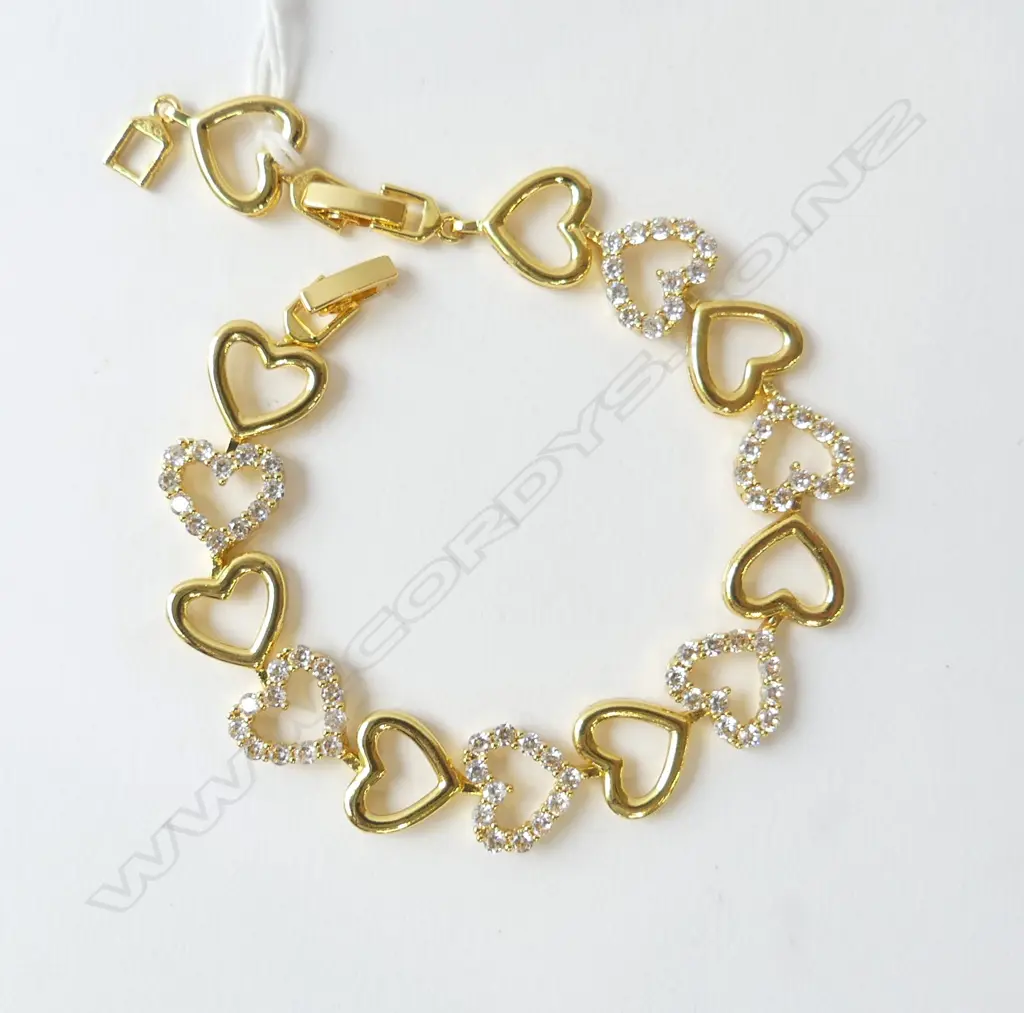 GOLD COLOURED HEART BRACELET w DIAMANTES, L.200mm Image 1++