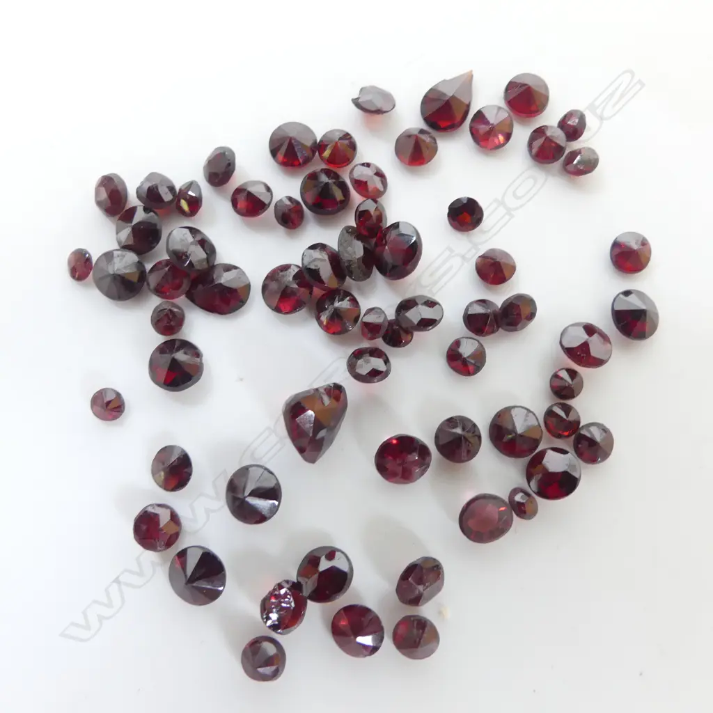 15CT MIXED GARNETS  Image 1++