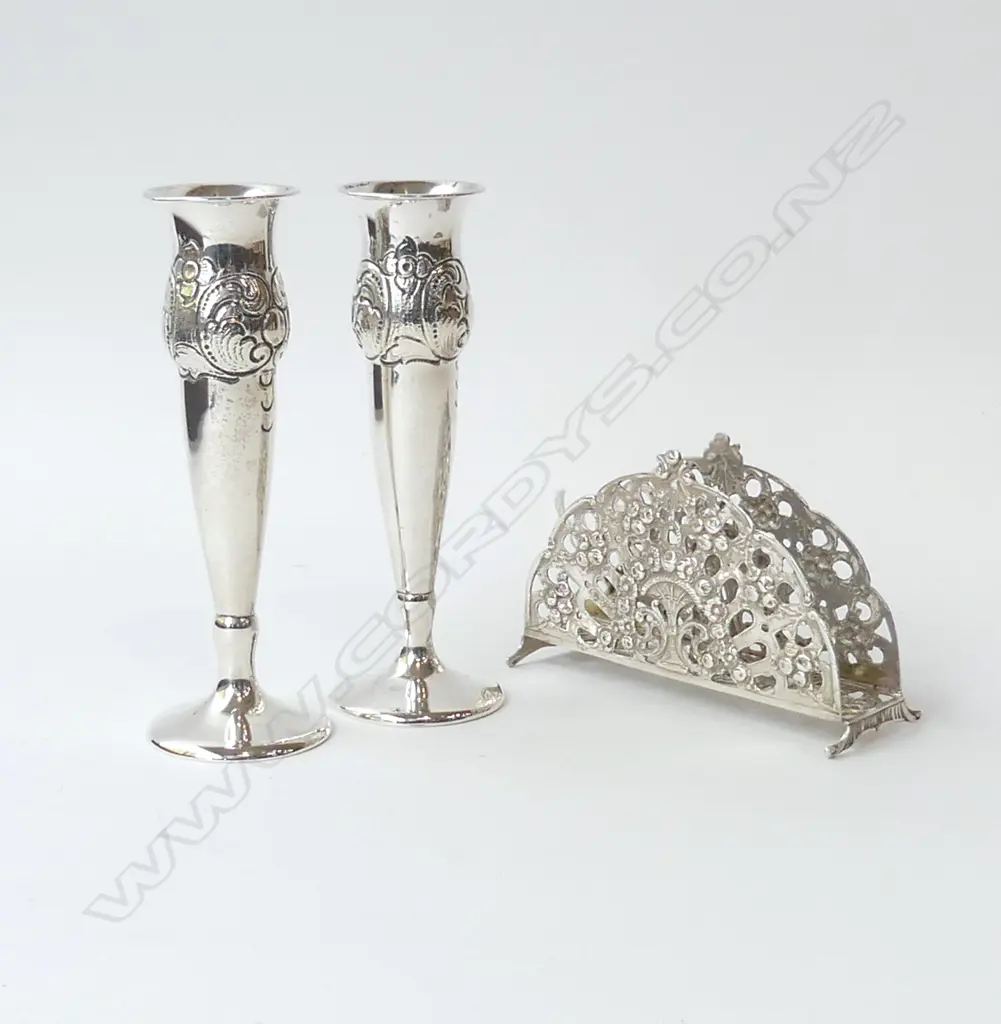 PR 830 SILVER CANDLESTICKS H.135mm + LETTER HOLDER 156gms Image 1++