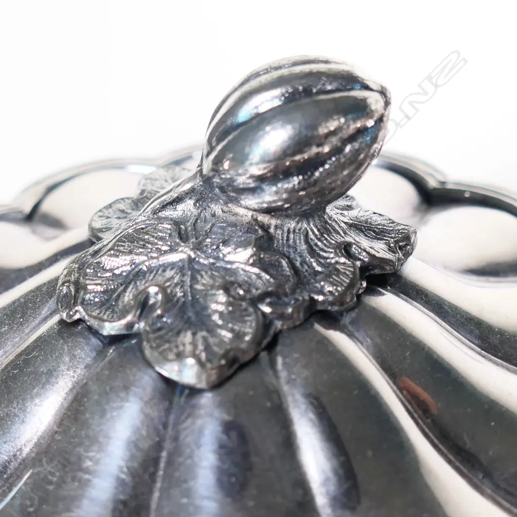 4 PC ORNATE QUALITY EP SILVER TEASET, COFFEE POT, TEAPOT MILK & SUGAR Image 1++