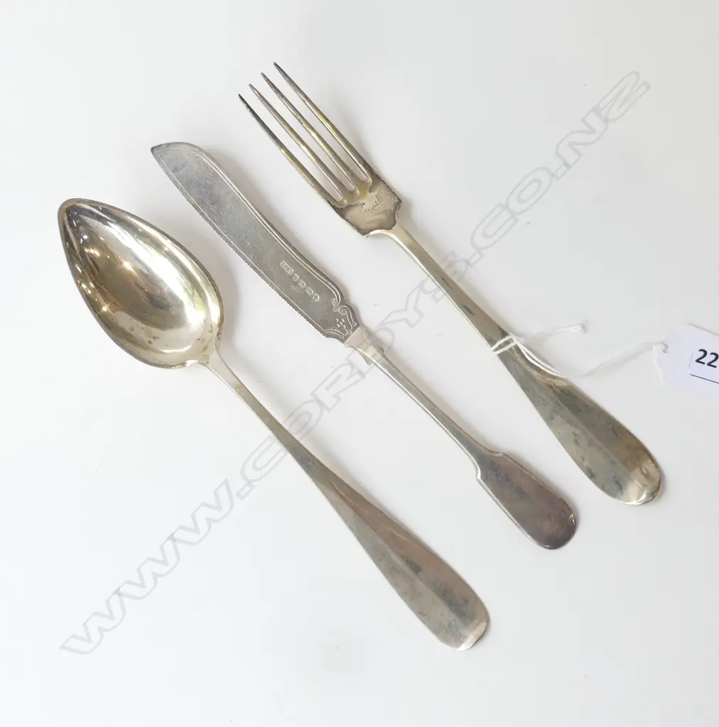 800 SILVER FORK & SPOON 104gms + STG FISH KNIFE 40gms Image 1++