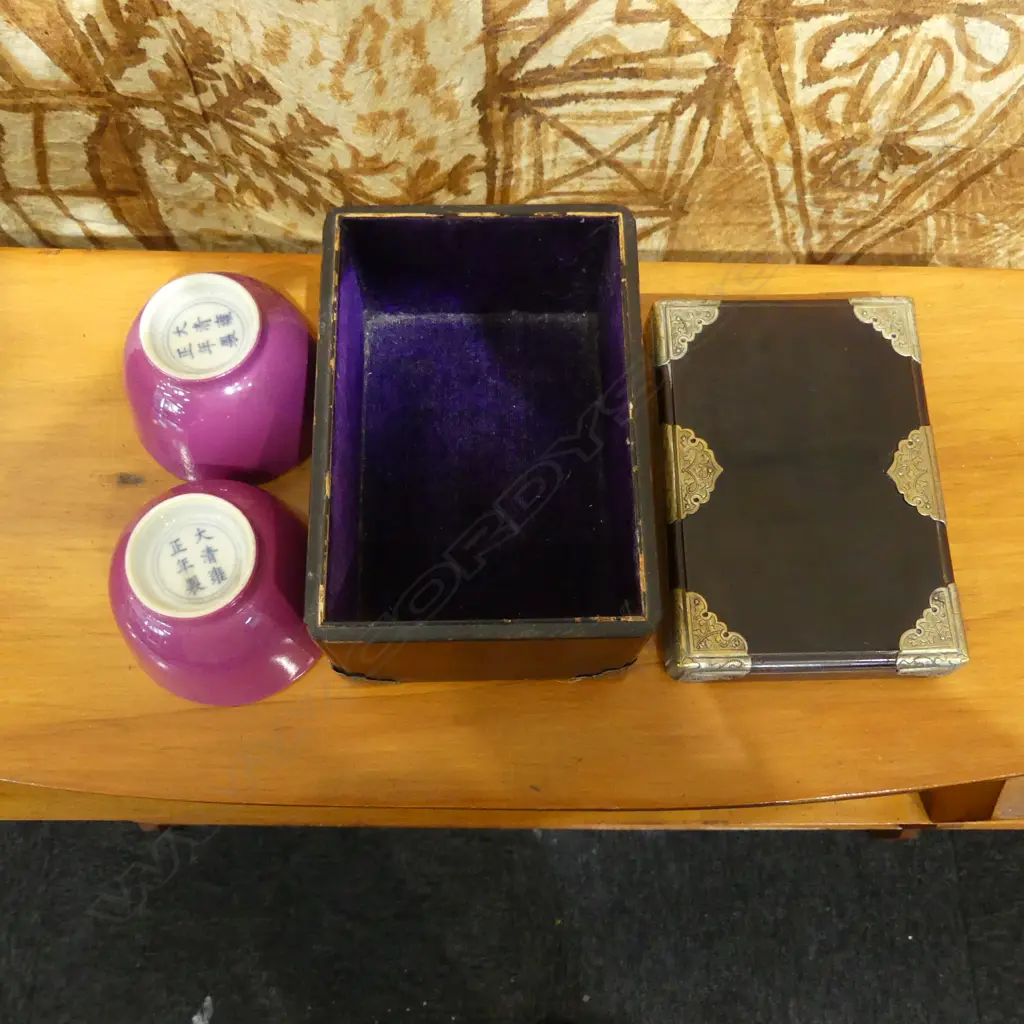 PR CHINESE PINK TEA CUPS IN LACQUER BOX W.145mm Image 1++