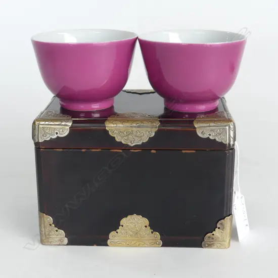 PR CHINESE PINK TEA CUPS IN LACQUER BOX W.145mm