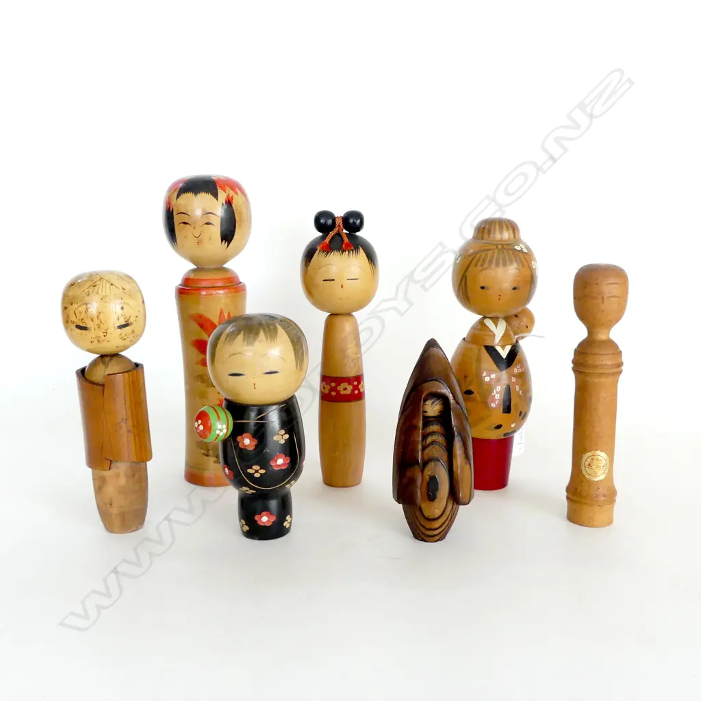 7 VINTAGE WOODEN KOKESHI DOLLS H.245mm Image 1++