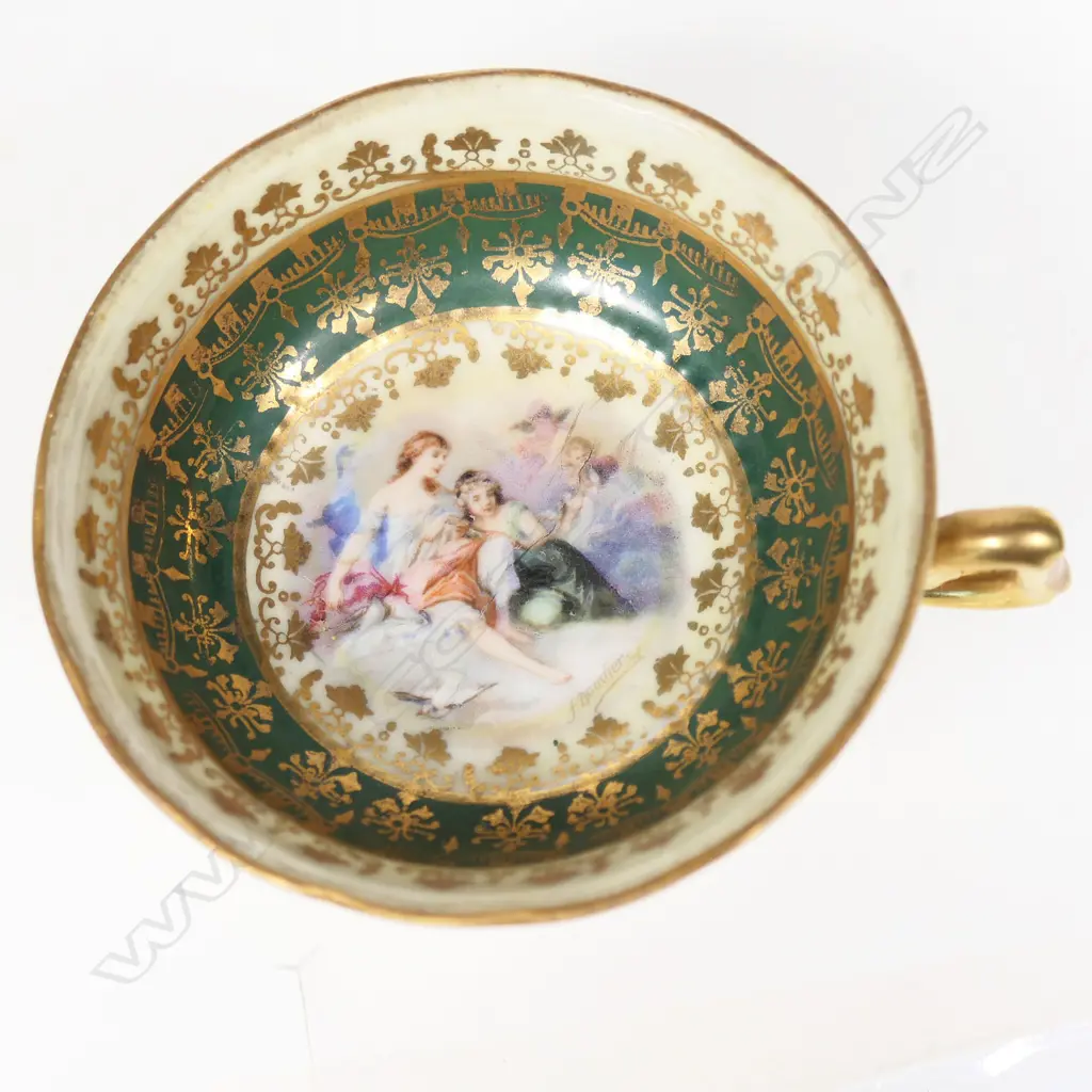 4 PC CHINA: MEISSEN FLORAL BASKET (FAULTED) H.120mm, WEDGWOOD POSY VASE & LG PLATE & SM BARVARIAN GILT SM CUP & SAUCER Image 1++