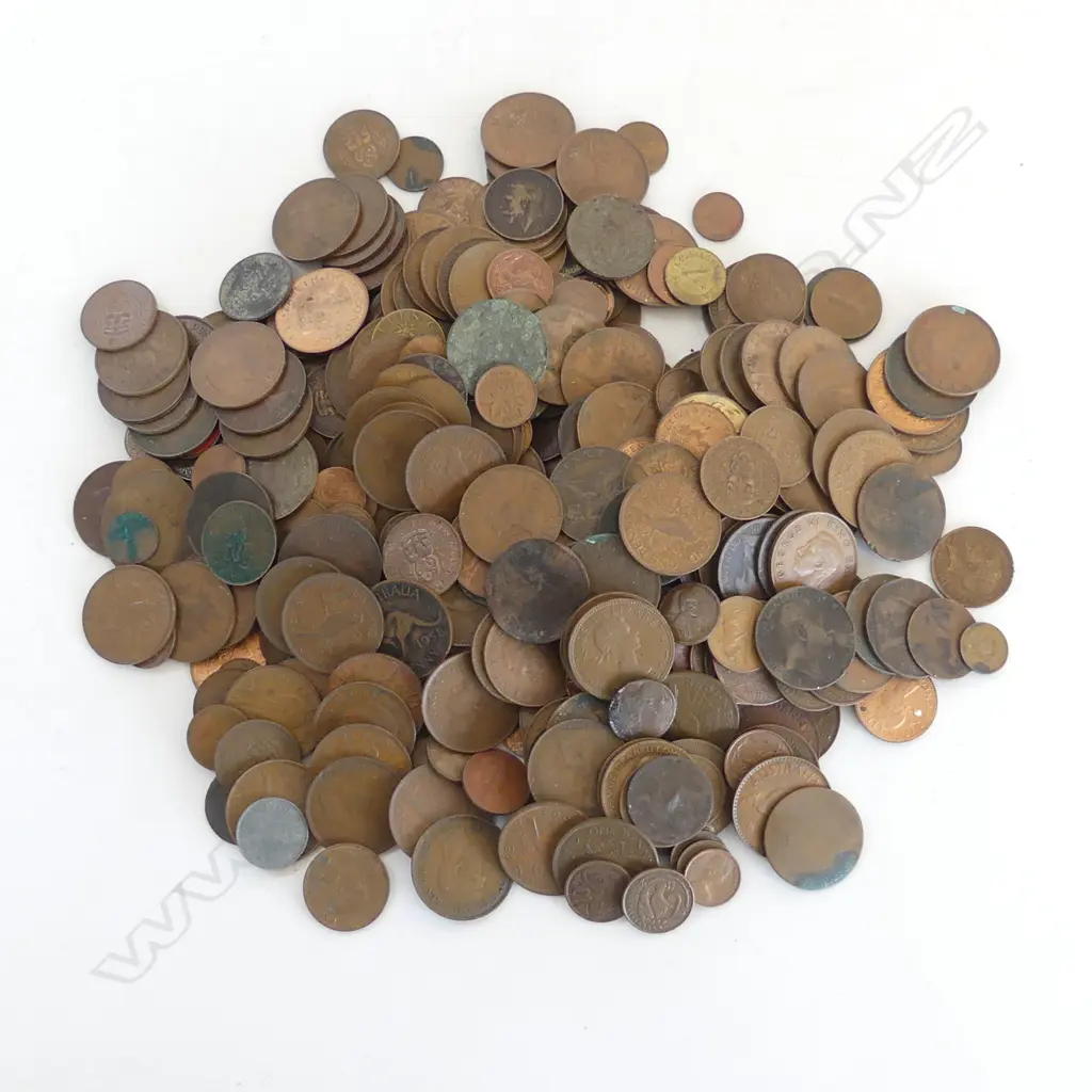 TUB VINTAGE COPPER PENNIES Image 1++