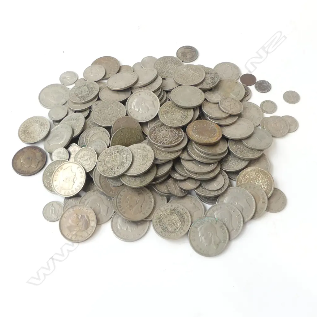 ASST. VINTAGE NZ COINS; HALF CROWNS ETC Image 1++