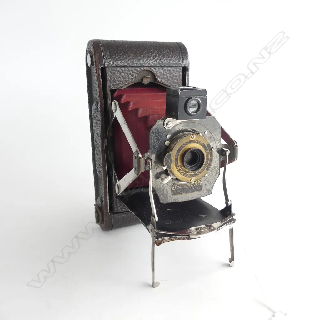 KODAK NO 1A CAMERA (1926-1932) RED BELLOWS ,SHUTTER WORKS, ORIGINAL CONDITION . L.200mm Image 1++