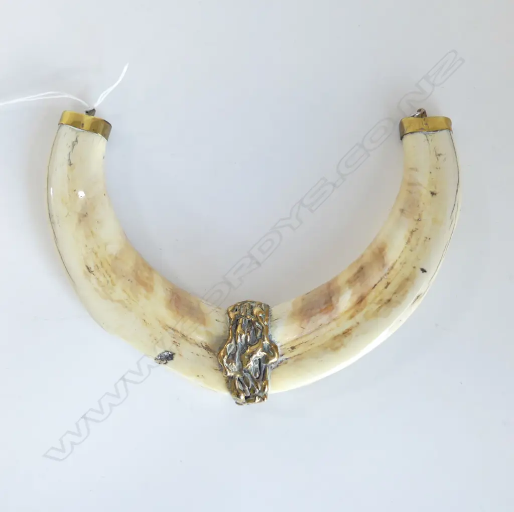 TUSK PENDANT W.185mm Image 1++