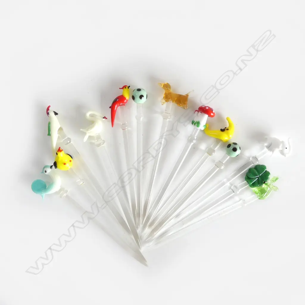 COLLECTION OF 13 MURANO GLASS 1950S PICKLE STICKS VARIOUS ANIMALS ETC  L85MM IN JEWELLERY BOX Image 1++