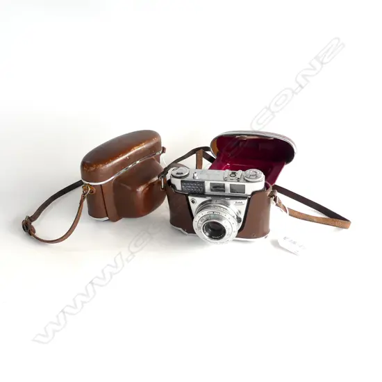 TWO 1950S 35mm CAMERAS RETINETTE 1A AND 1B IN ORIGINAL CASES SHUTTERS WORKING