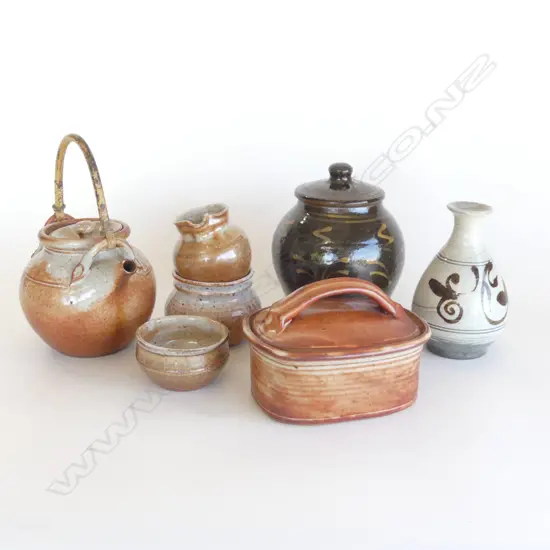 7 PCES STUDIO POTTERY; 4 PCE TEA SET, LIDDED JAR H.180mm, SHINO CASSEROLE, VASE