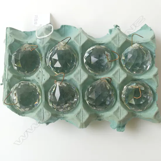 EIGHT QUALITY FACET CUT CRYSTAL BALLS WITH HANGERS D.4CM