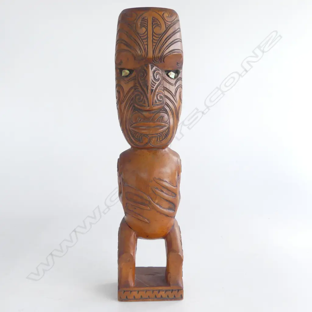 MAORI CARVED TEKOTEKO paua shell eyes mid/late 20thC. H.310mm. Image 1++