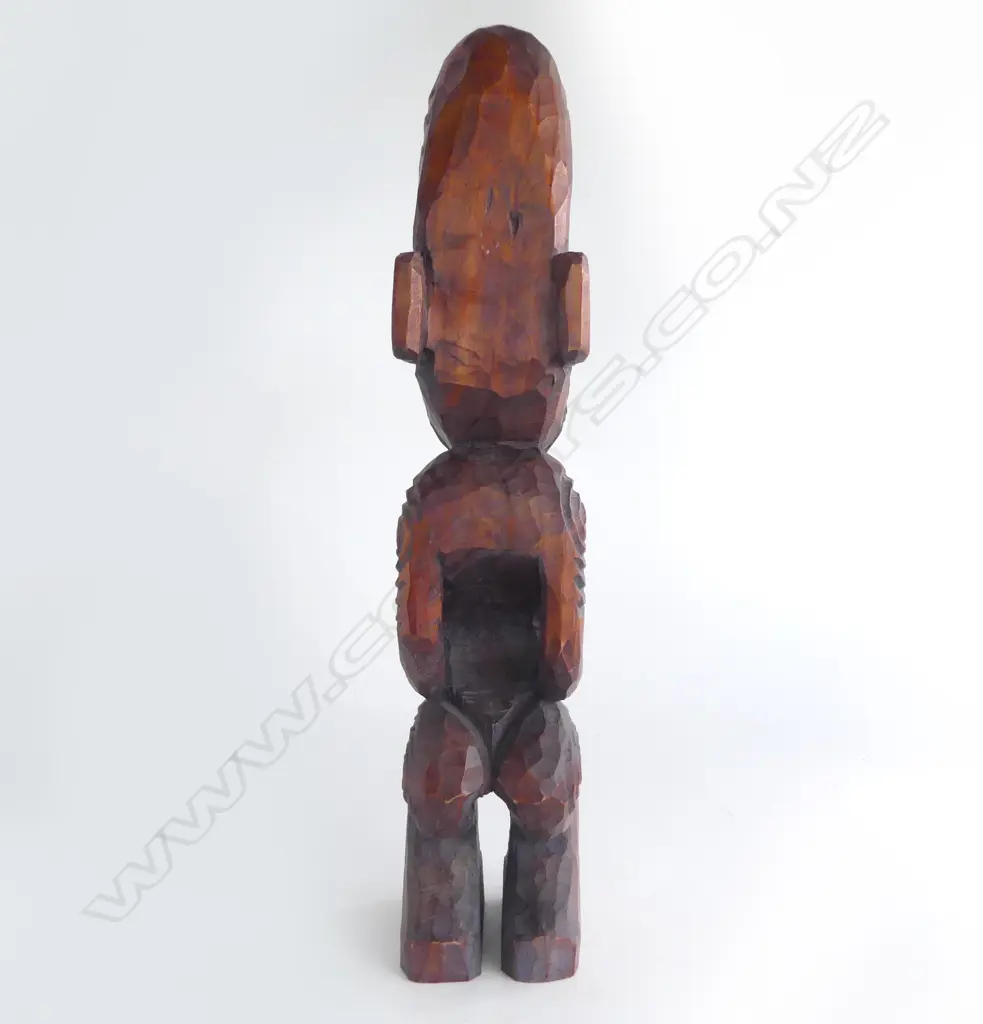MAORI CARVED TEKOTEKO paua shell eyes mid/late 20thC. H.360mm. Image 1++