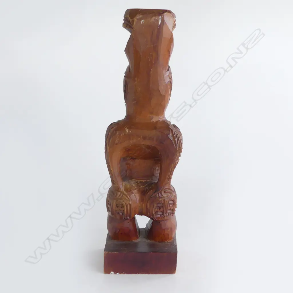 MAORI CARVED TEKOTEKO paua shell eyes mid/late 20thC. H.280mm. Image 1++