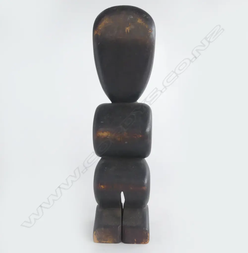 MAORI CARVED & EBONISED TEKOTEKO paua shell eyes mid/late 20thC. H.290mm. Image 1++