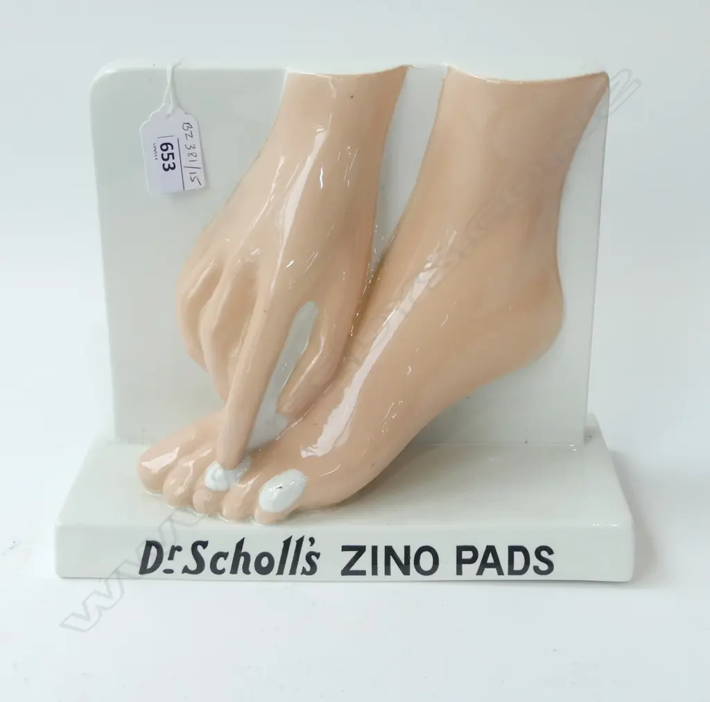 1930’S ROYAL DOULTON ADVERTISING PLAQUE “DR. SCHOLL’S ZINO PADS” L.240MM H.210MM Image 1++