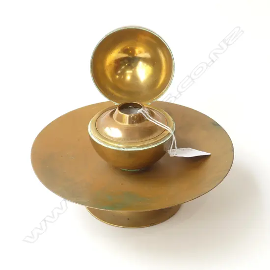 VICTORIAN BRASS GLOBE INKWELL FROM PHOTOGRAPHER S.J. WISEMAN 15 ABOVE BAR SOUTHAMPTON C.1860’S  (SEE INSCRIPTION ON BRAS
