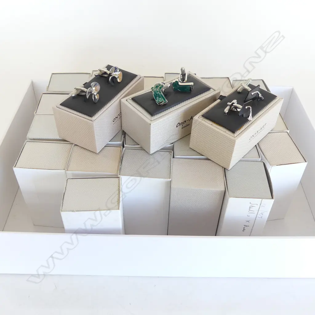 27 PRS ASST. BOXED CUFFLINKS Image 1++