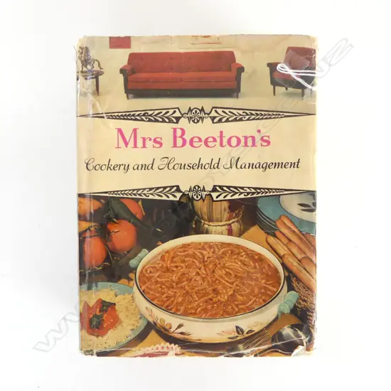 1965 MRS BEETONS COOKERY & HOUSEHOLD MANAGMENT REF BOOK
