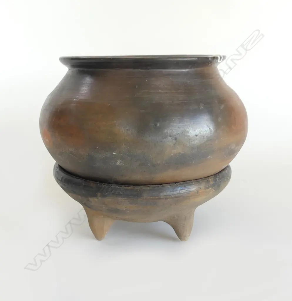EARTHENWARE KAVA BOWL 225mm dia & POT H.165mm Image 1++