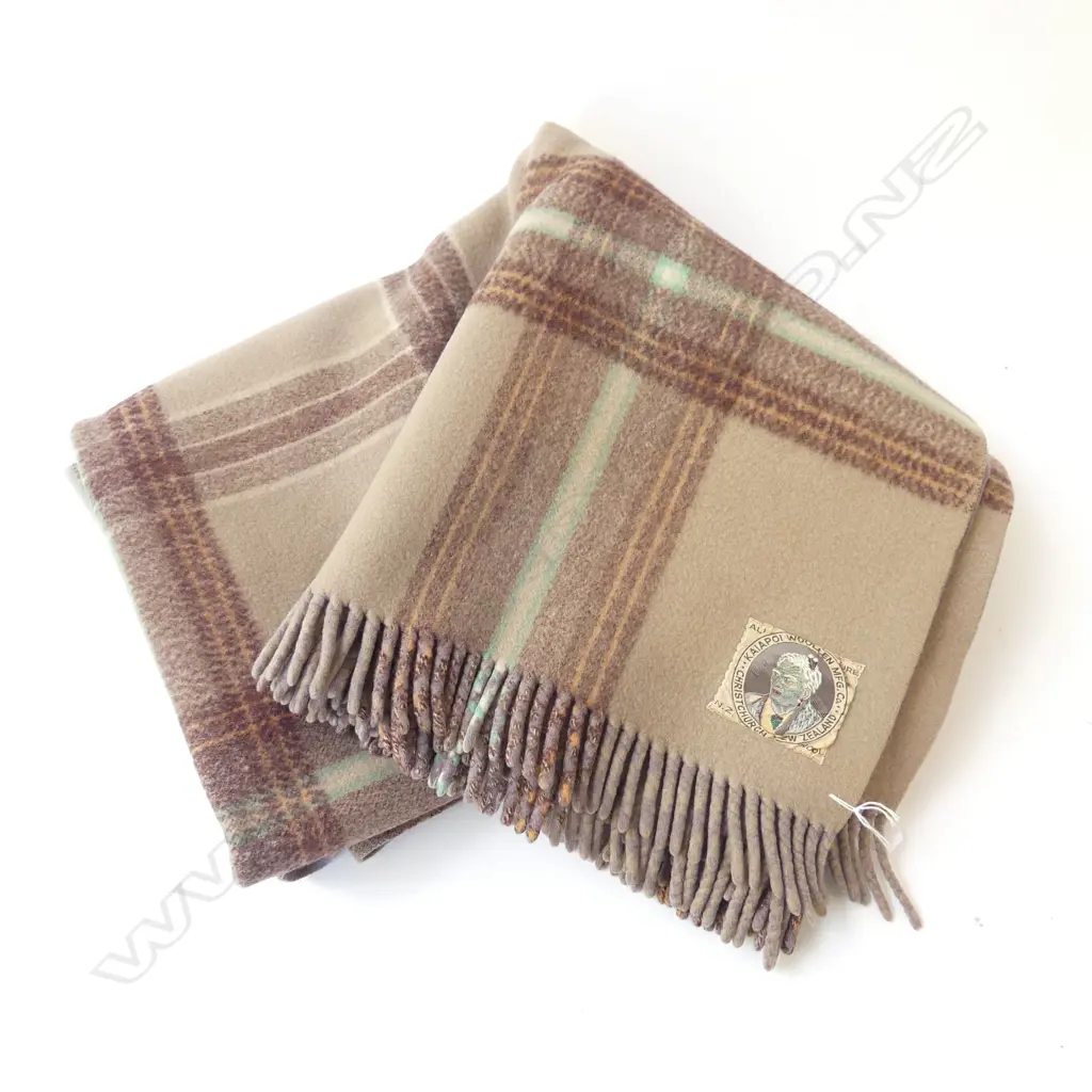 KAIAPOI WOOLLEN MFG. CO. BLANKET, MAORI CHIEF LABEL Image 1++