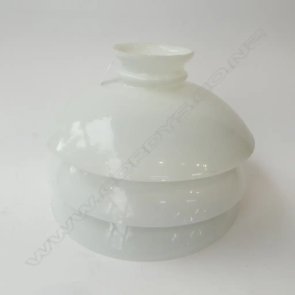 THREE VINTAGE MILK GLASS LIGHT SHADES D.30CM Image 1++
