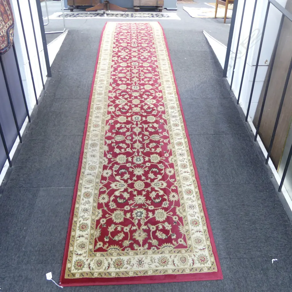 RED MACHINED RUNNER 4000x800mm Image 1++