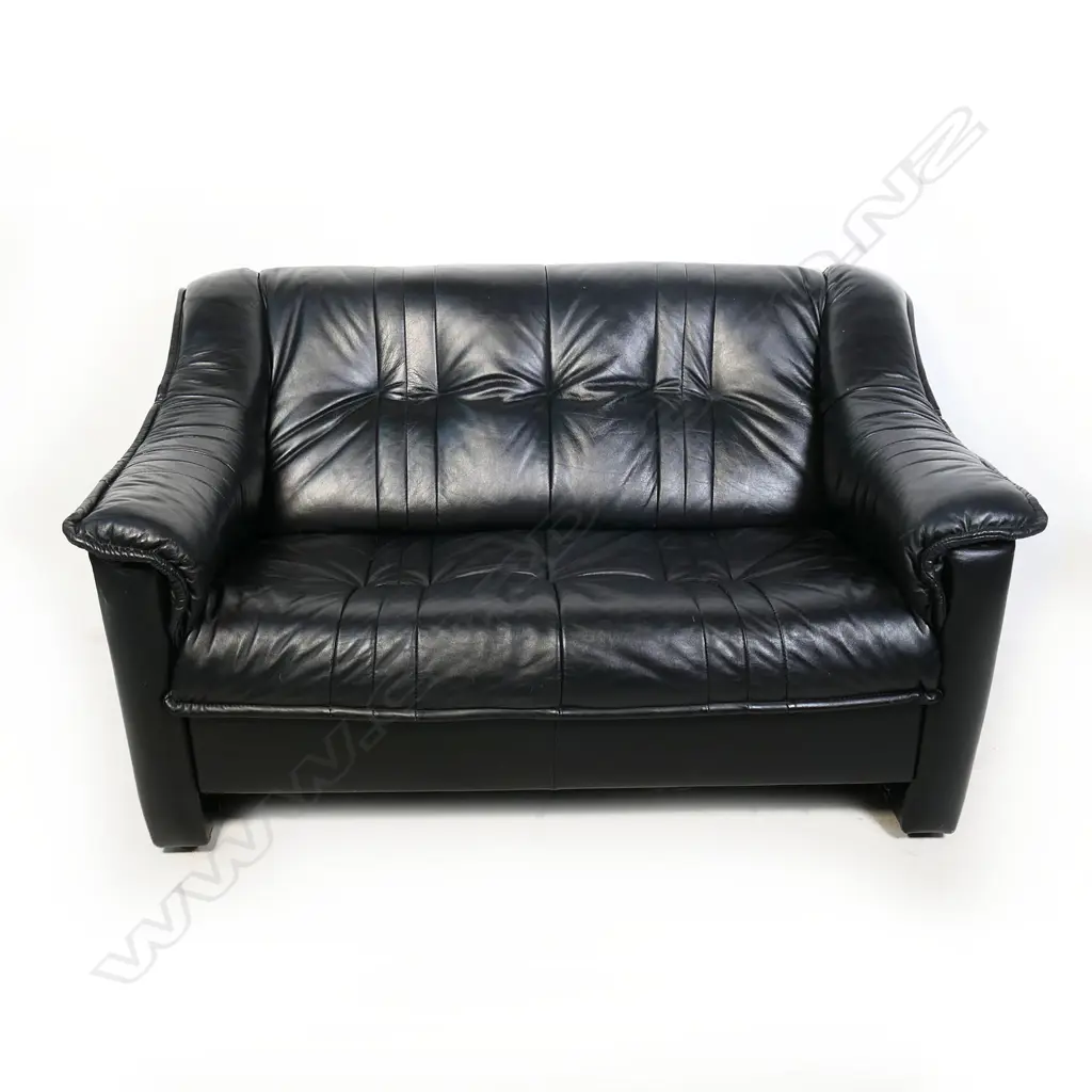 DESIGNER BLACK LEATHER SOFA 1350x850x800mm Image 1++