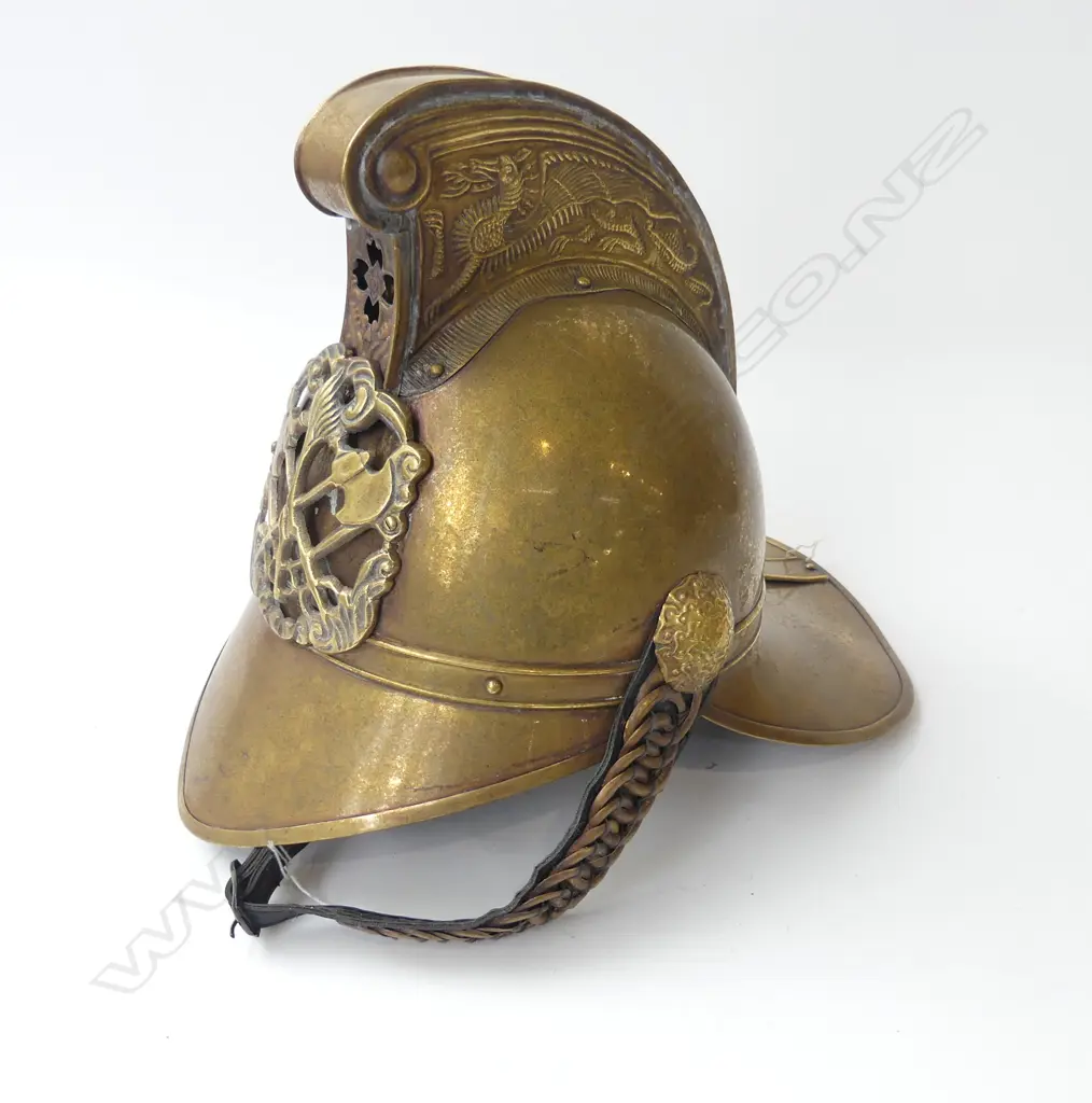 BRASS FIREMANS HELMET Image 1++