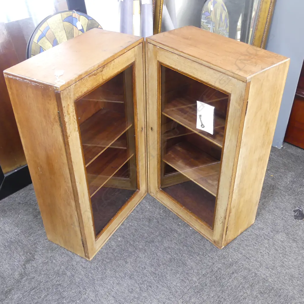 ANTIQUE MAHOGANY TRAVELLING BOOKCASE - FOLDS INTO 450x460x760mm Image 1++