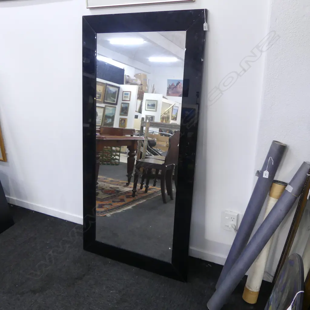 LG MODERN DRESSING MIRROR 1500x750mm Image 1++