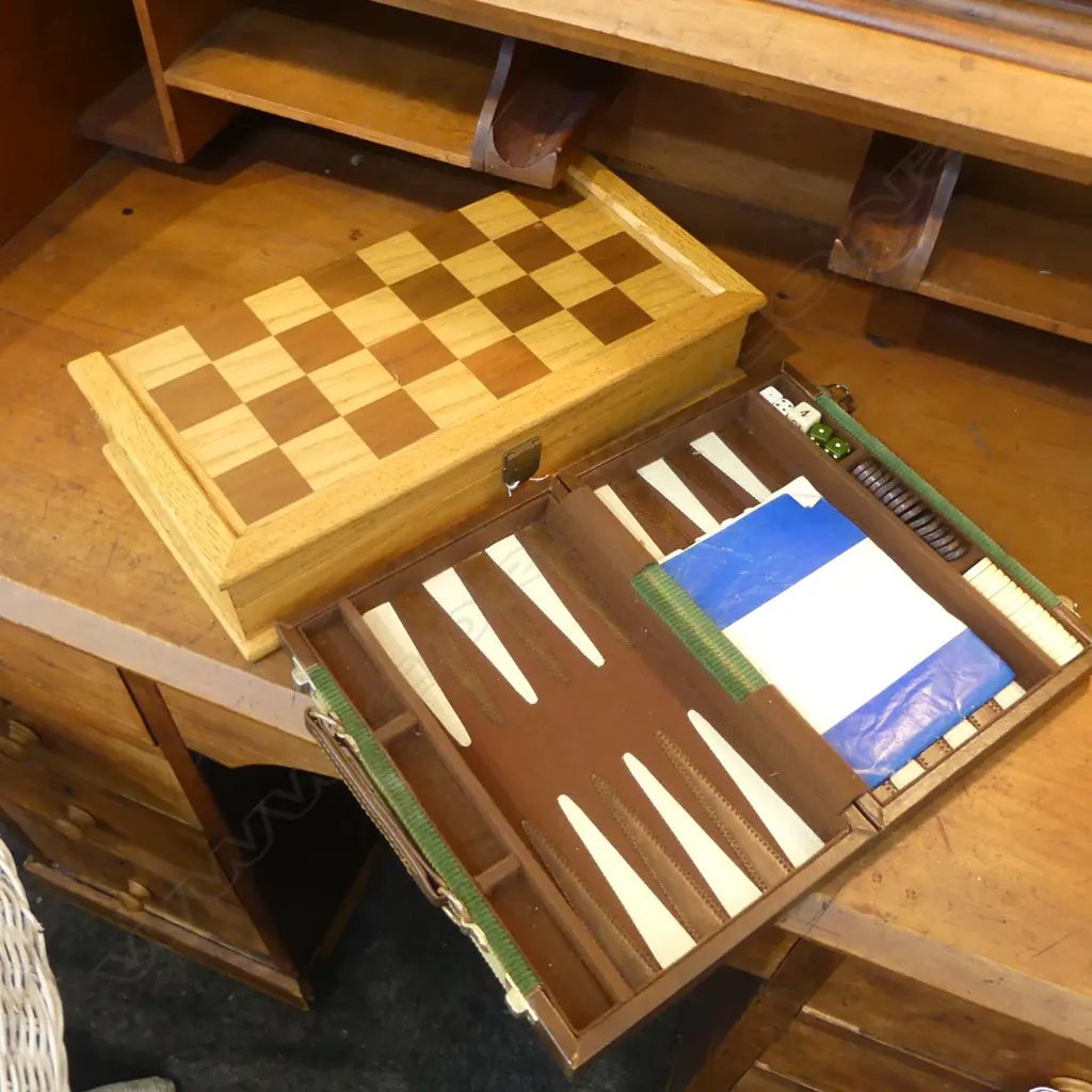WOODEN CHESS SET, BACK GAMMON CASED Image 1++