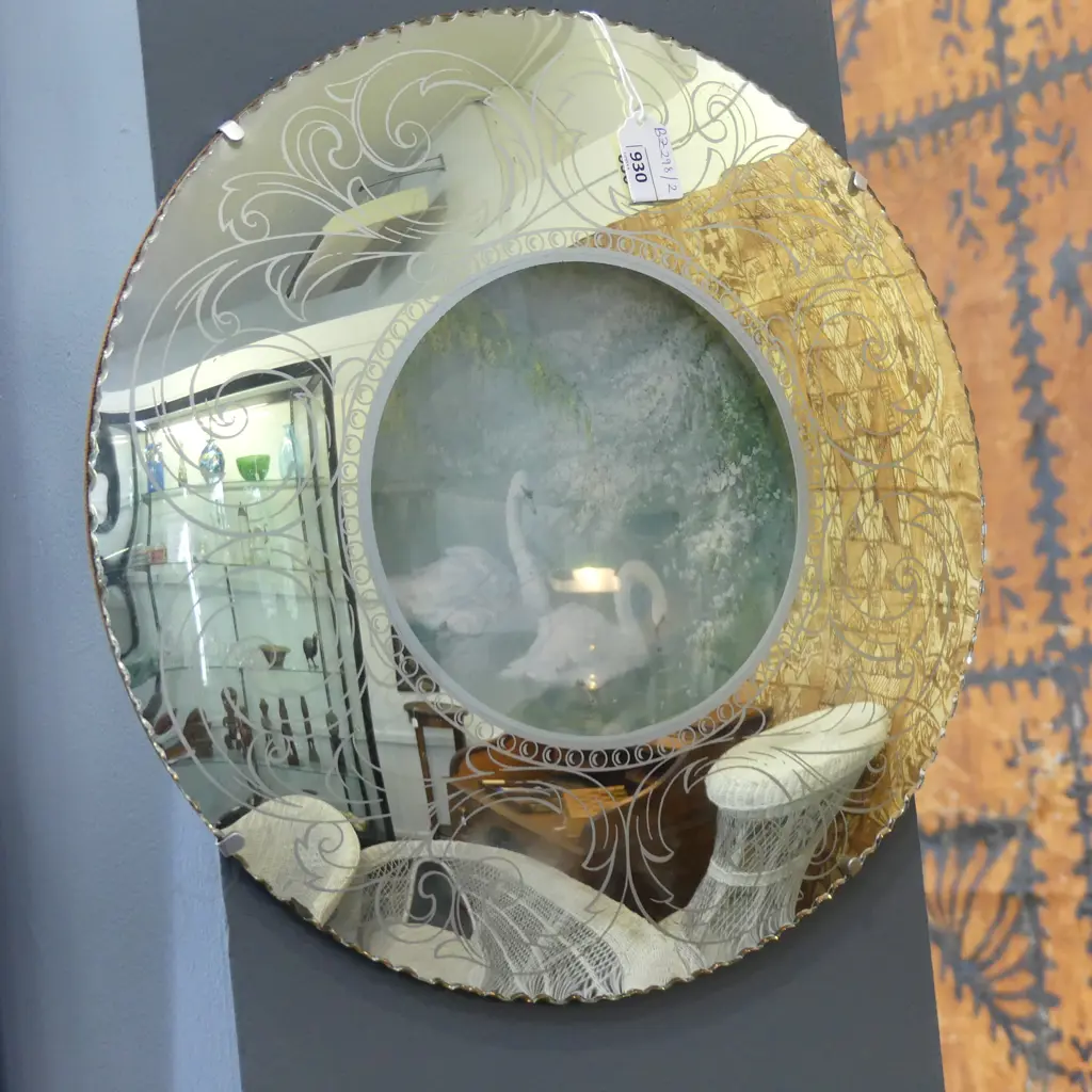 RETRO CONVEX SWAN MIRROR 390mm Image 1++