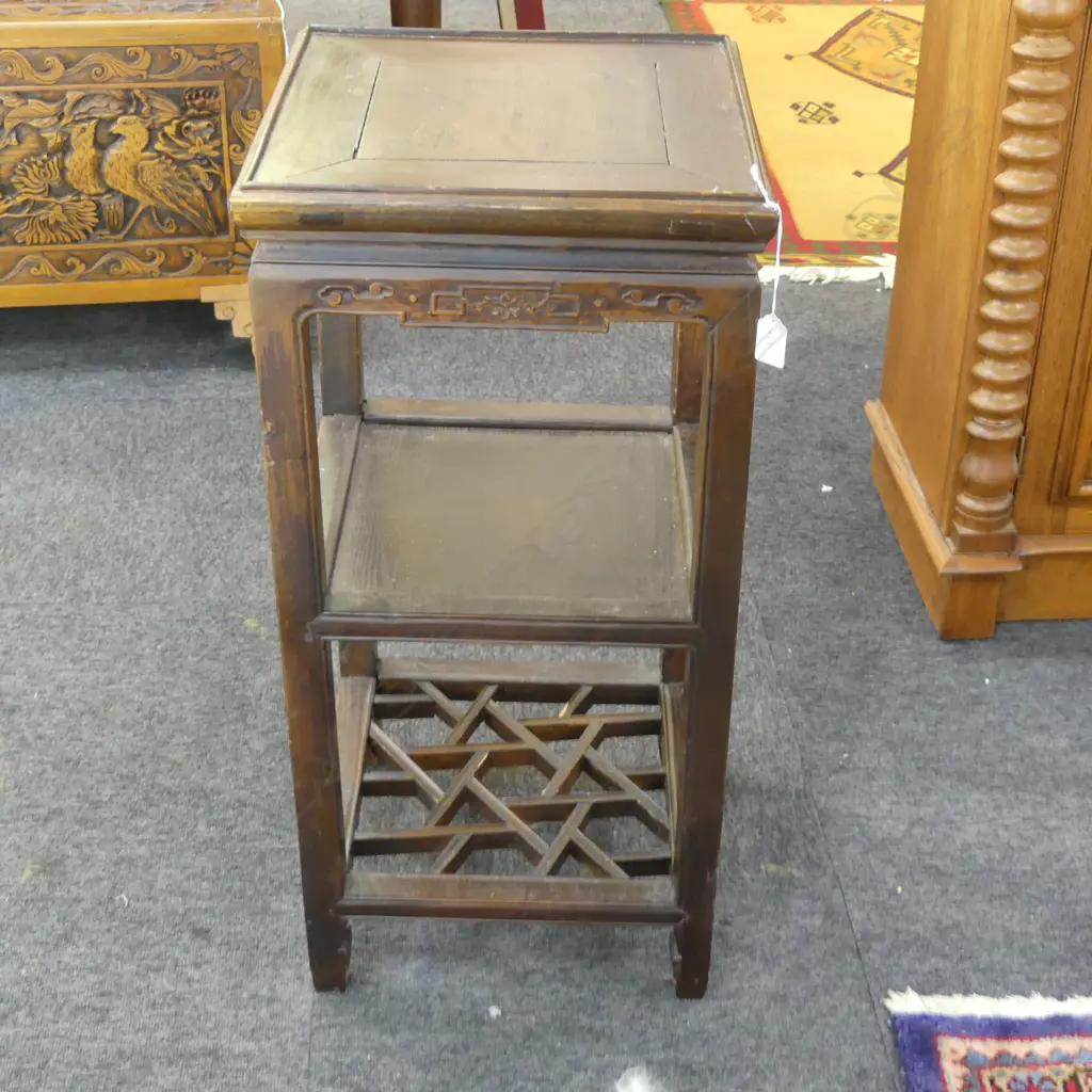 ORIENTAL SIDE TABLE 375x375x760mm Image 1++