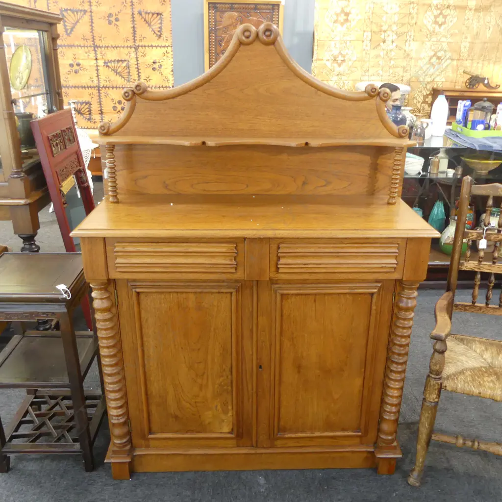 VICTORIAN OAK CHIFFONIER 1115X440X1600 MM Image 1++