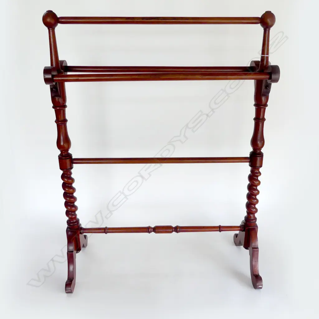 MAHOGANY BARLEY TWIST TOWEL RAIL  Image 1++