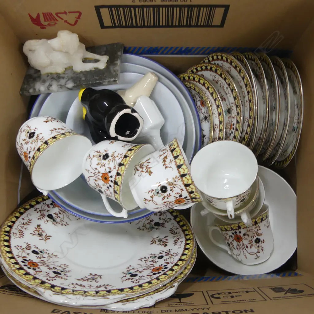 ASST. CERAMICS; 3 ORIENTAL B/W BOWLS, TEA SET ETC Image 1++
