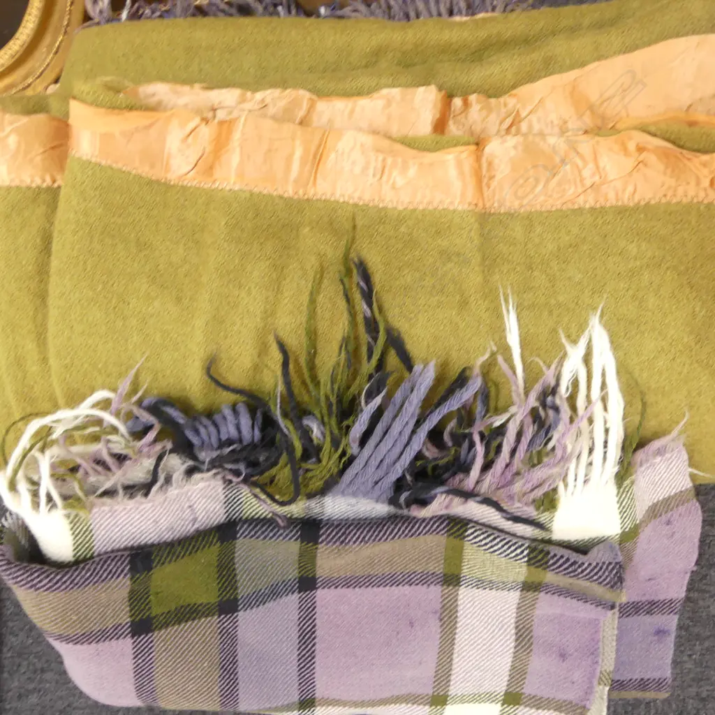 ASST. WOOLLEN BLANKETS Image 1++