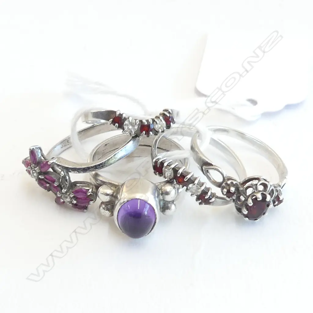 5 SILVER & GEM SET RINGS Image 1++