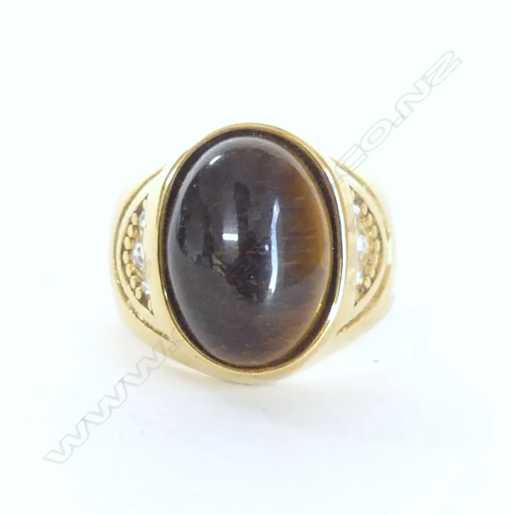 18ct GOLD PLATED TIGERS EYE RING size T Image 1++