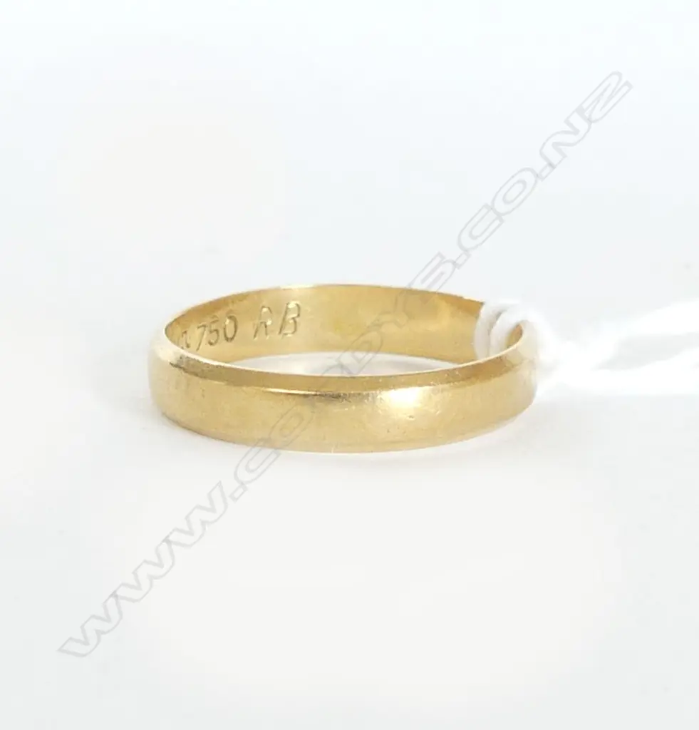 18CT WEDDER 3.1gms  SIZE R Image 1++